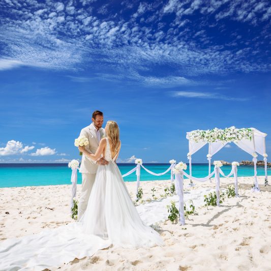 memories-seychelles.jpg - Royale Suites Creating memories on white sandy beaches